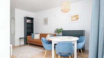 Apartment, Balcony | Living room