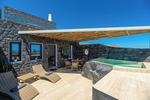 Superior Suite, Balcony, Sea View | Terrace/patio - Mperes Villas (Santorini)