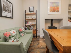 Interior - The Thistles (Windermere)