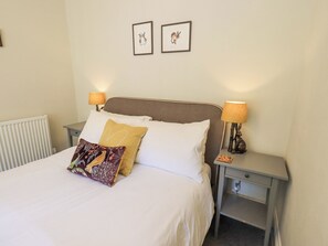 4 bedrooms, individually decorated, individually furnished, free WiFi