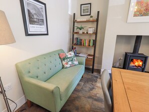 บริเวณนั่งเล่น