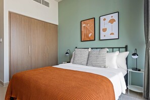 2 dormitorios, tabla de planchar con plancha, wifi y ropa de cama