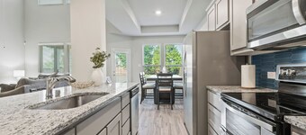 Denton Den | 4BR + 10 minutes from Downtown