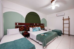 Laptopgeeigneter Arbeitsplatz, kostenloses WLAN