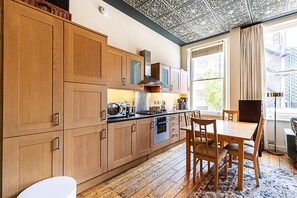 LÀgenhet (Stylish West Kensington Flat with Cha) | Eget kök