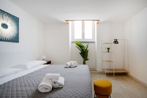 1 bedroom, in-room safe, iron/ironing board, travel cot