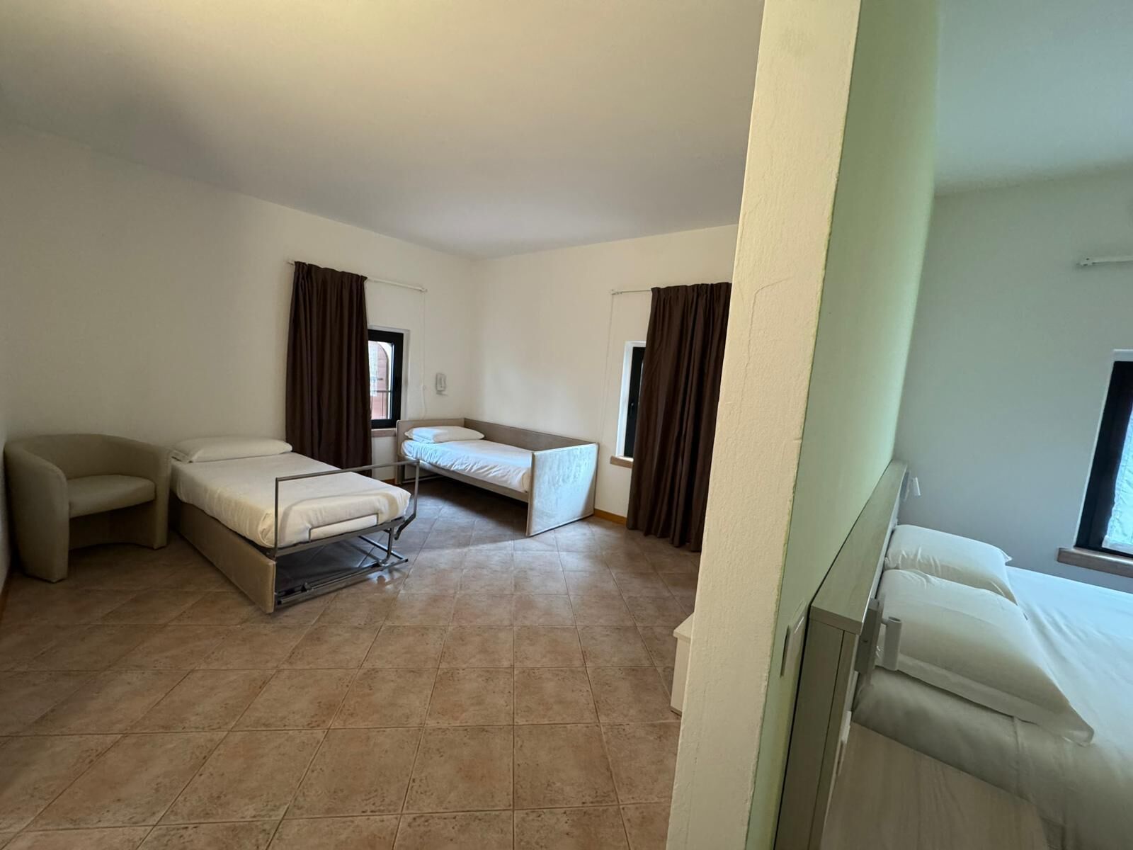 Room (5 people, dependance, No Lift) | In-room safe, desk, free WiFi