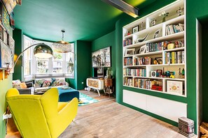 Exterior - Clapton Home With Stunning Garden (London)