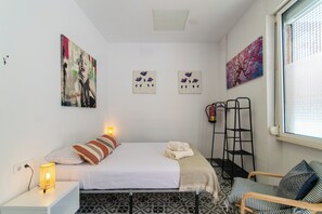 1 bedroom, iron/ironing board, free WiFi, wheelchair access