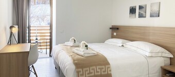 Apartment 2+2 with terrace overlooking the village (203)