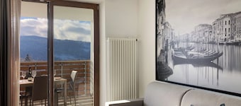 Apartment 4+2 with large panoramic terrace (204)