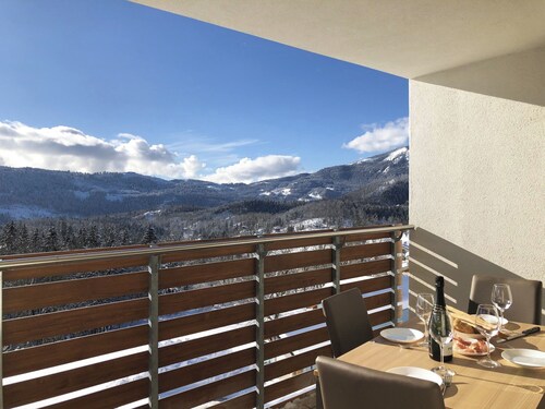 Apartment 4+2 with large panoramic terrace (204)