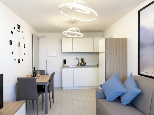 Apartment 2+2 with panoramic terrace (205)