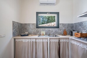 ثلاجة، كرسي للأطفال