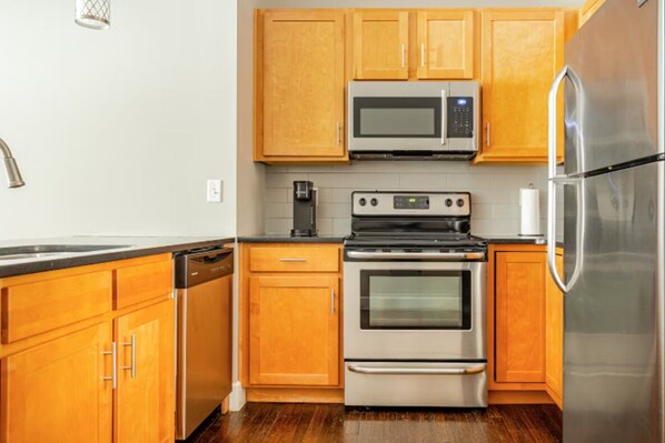 Microwave, oven, stovetop, dishwasher