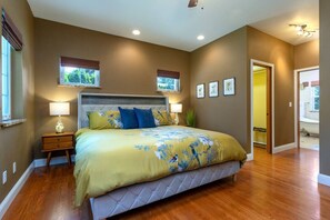 3 chambres, bureau, fer et planche à repasser, Wi-Fi gratuit