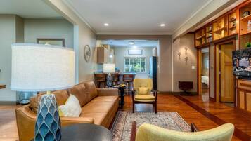 TV connectée, livres, chaßne hi-fi