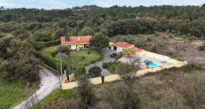Fully furnished cozy studio in nature 20 minutes from the beach.
