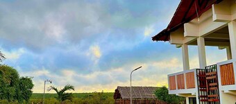 Tranquil 3-bedroom villa in elewankuluma Puttalam , near wilpattu safari park