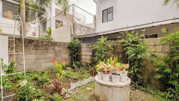 House, 3 Bedrooms, Balcony, Garden View | Garden