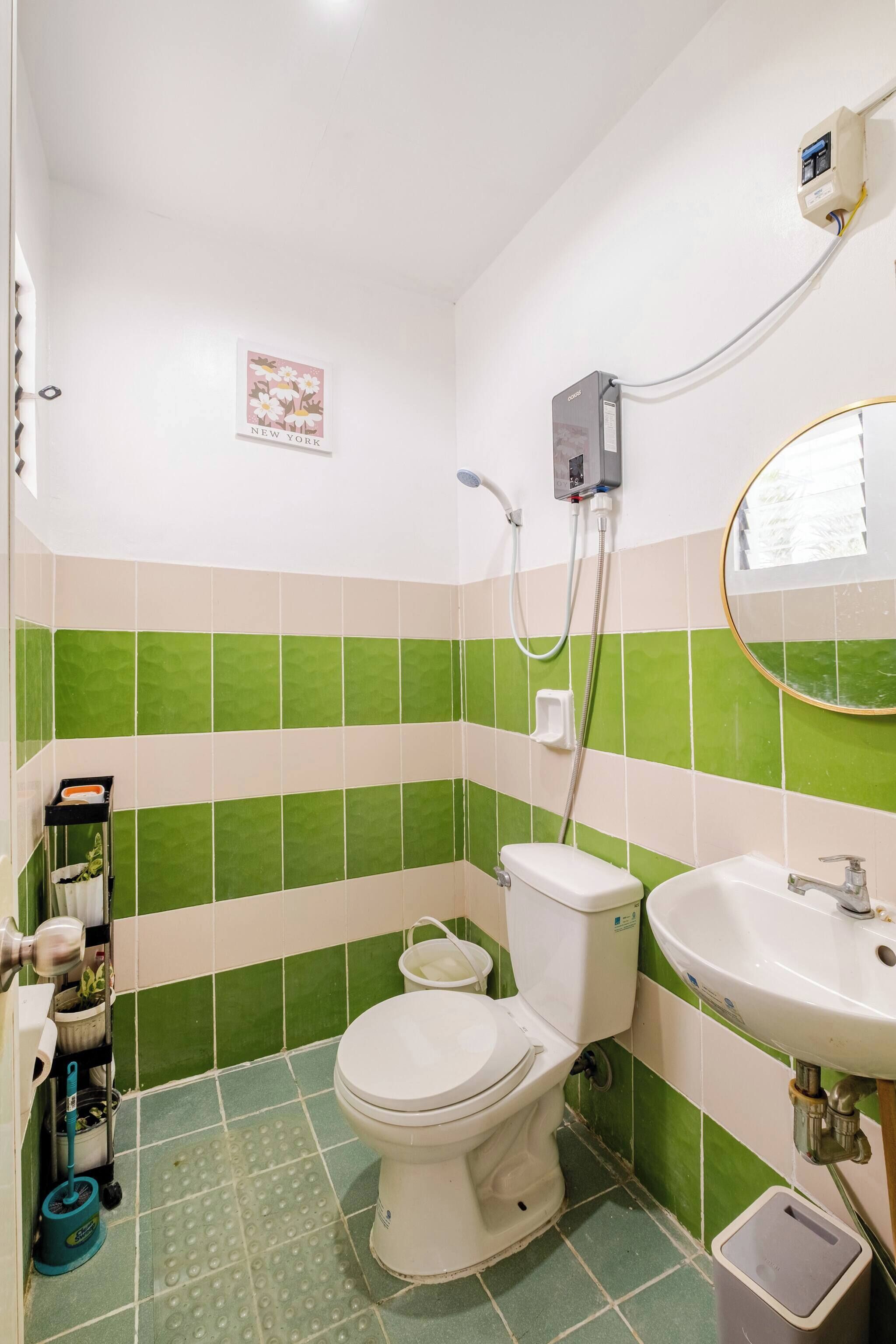 Casa, 3 habitaciones, balcón, vista al jardín | Baño