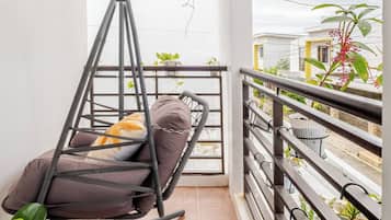 House, 3 Bedrooms, Balcony, Garden View | Balcony