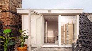Exterior detail - Luxury Penthouse off the Avenue near Vondelpark (Amsterdam)
