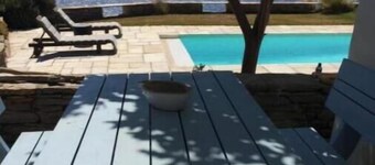 Stunning villa with a pool and with a private beach in Kea, Cyclades. 