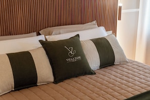 Suite Zane | In-room safe, free WiFi