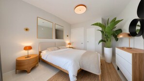 10 室のベッドルーム、WiFi