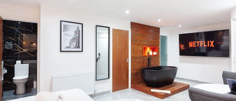 Luxury Studio