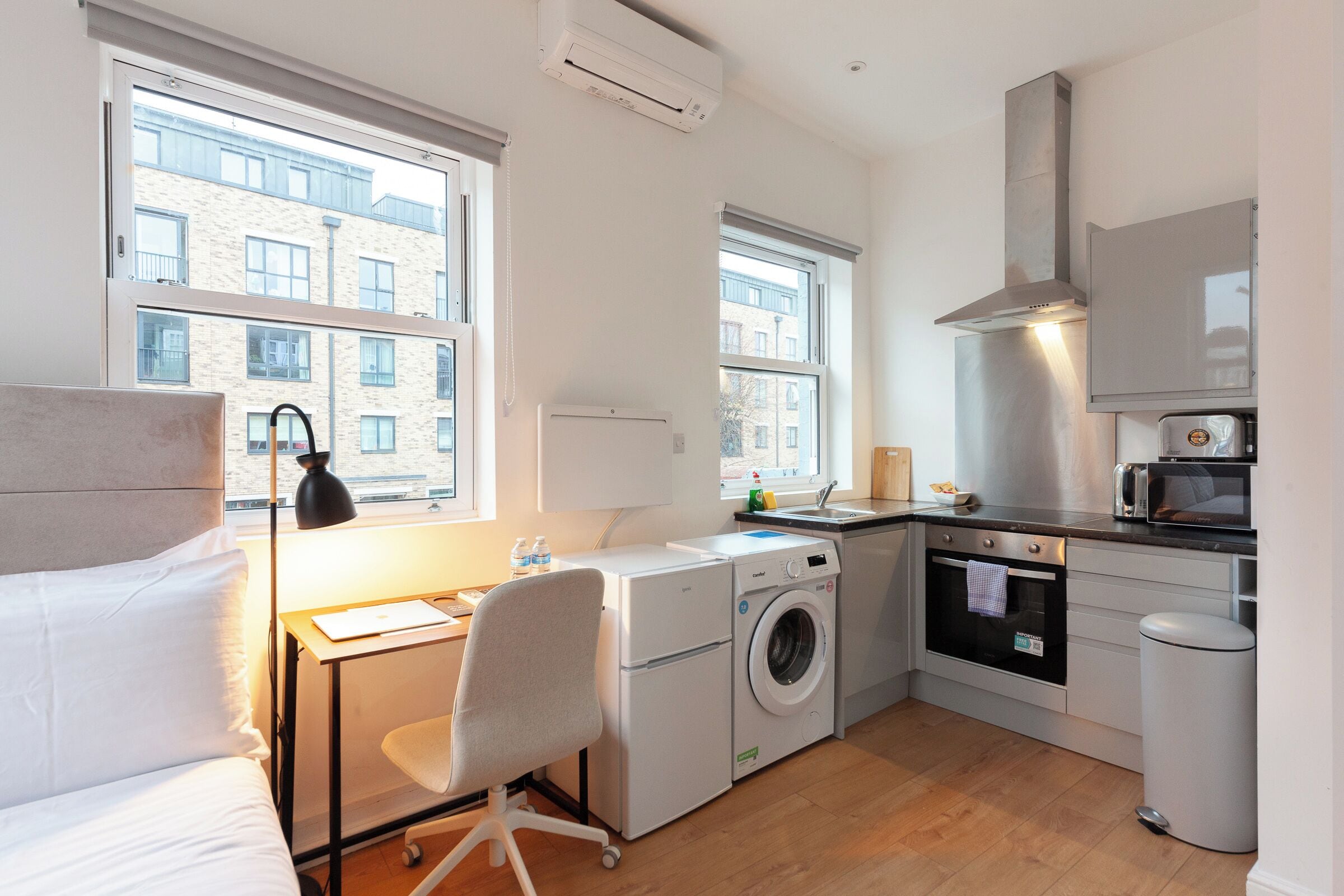 Deluxe Studio | In-room safe, desk, laptop workspace, blackout drapes