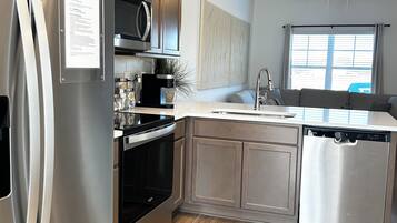 Microwave, oven, stovetop, dishwasher