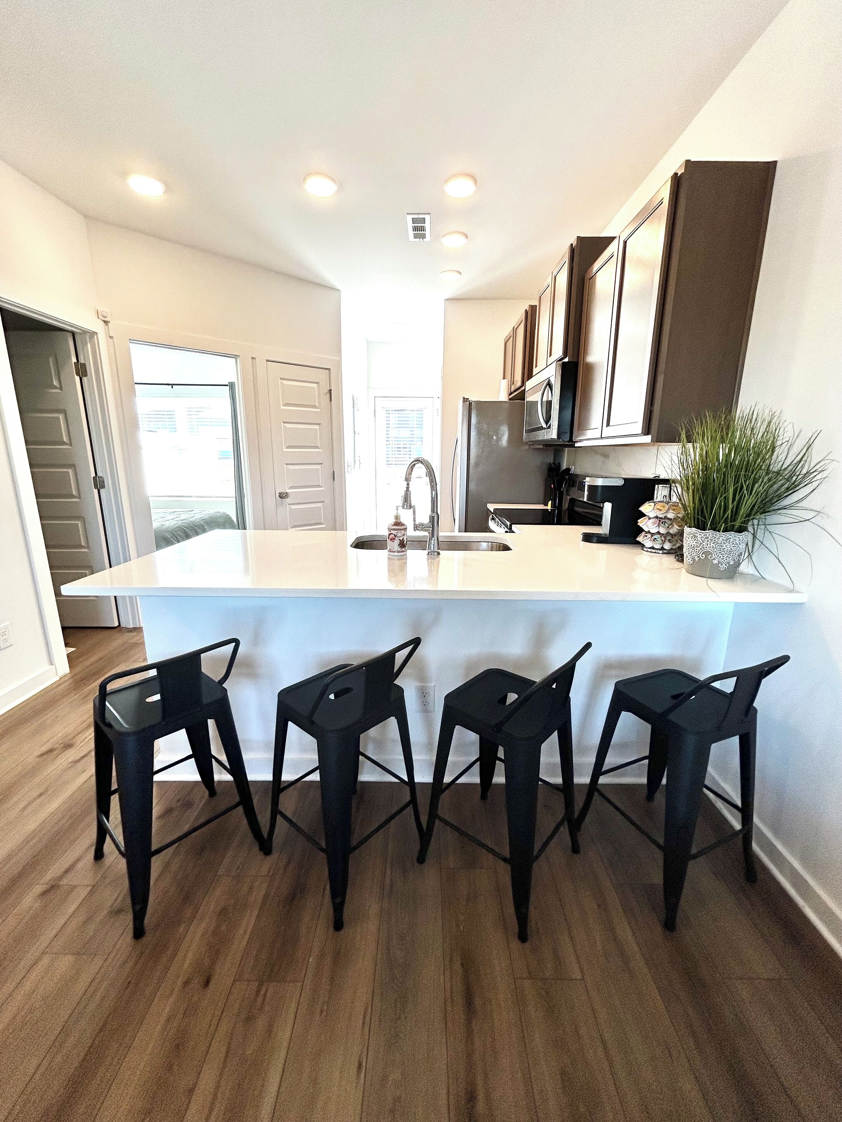 Microwave, oven, stovetop, dishwasher