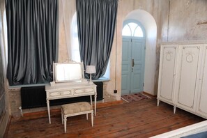 Double Room, Balcony, Mountain View | Free WiFi - Lurji Bani (Nukriani)