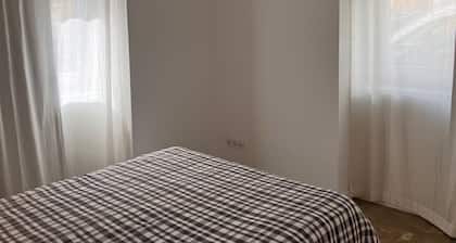 Casa P tio in Faro With 1 Bedrooms and 1 Bathrooms