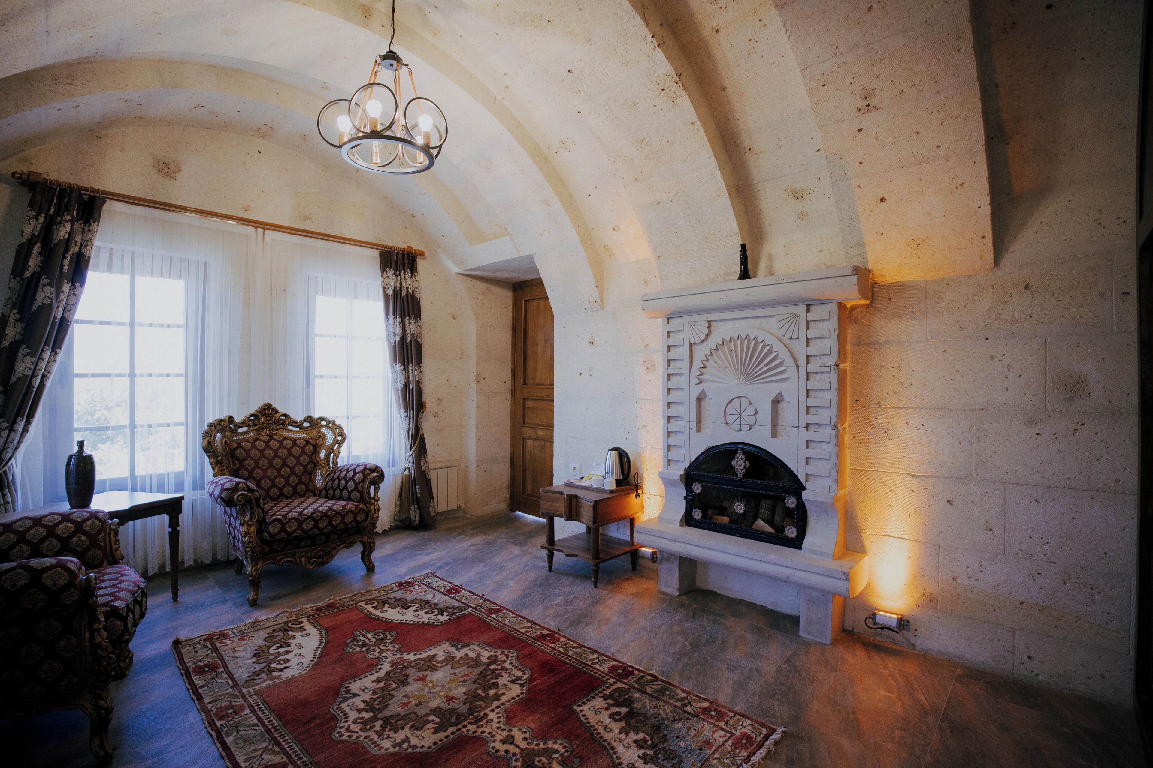 Studio Suite Comfort | Seprai antialergi, busa memori, minibar, dan brankas