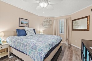 2 bedrooms, desk, iron/ironing board, internet