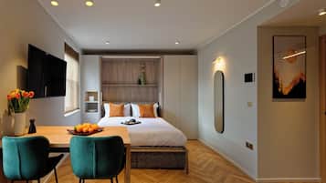 Superior-studiolejlighed | Arbejdsområde til bærbare computere, strygejern/strygebræt, gratis Wi-Fi