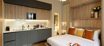 South Kensington Studios by D'montrio