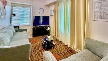 Family Condo, City View | Living area