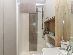 Shower - Maple Lodge (Newton Abbot)
