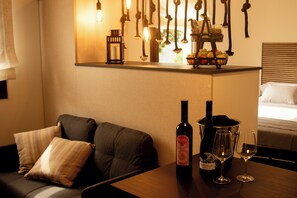 Deluxe Apartment, Mountain View | Living area