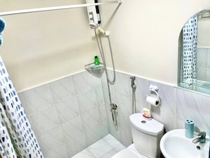 Condo, piscine privée | Salle de bain