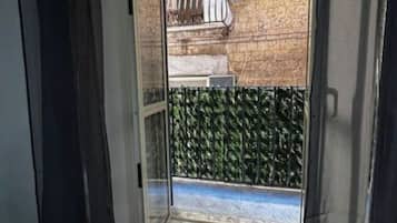 Basic Apartment | Balcony