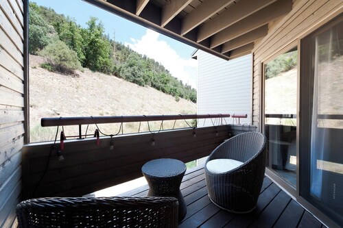 Updated Animas Valley Condo with awesome views