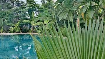Utomhuspool