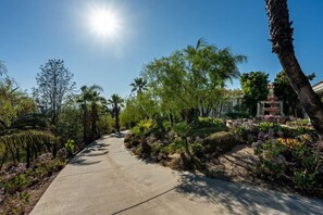 Property grounds - The Grape Escape: Panoramic Views In Wine Country (Temecula)