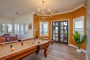 Spielezimmer