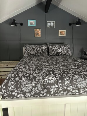 3 soverom, strykejern/-brett, wi-fi (inkludert) og sengetøy